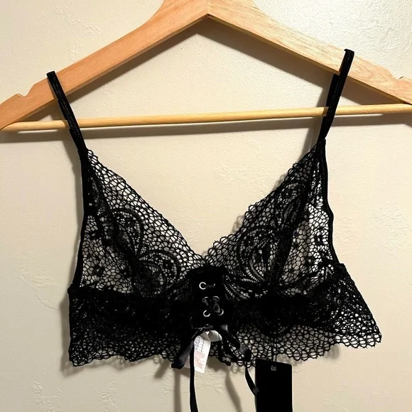 Nasty Gal Lace Up Detail Longline Bralette NWT - Picture 1 of 10